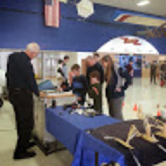 Meet your Posher, Cindy - Picture 1 of 1